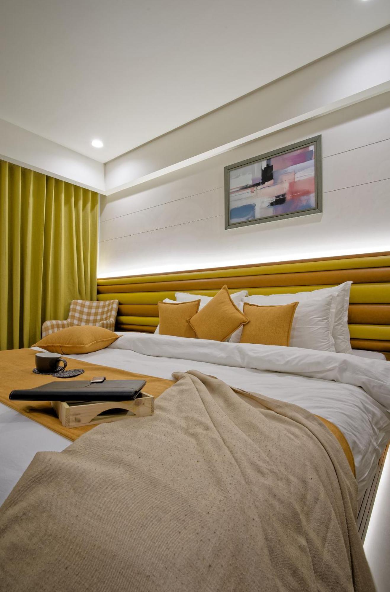 Hotel Lake Point Ahmedabad Exterior foto